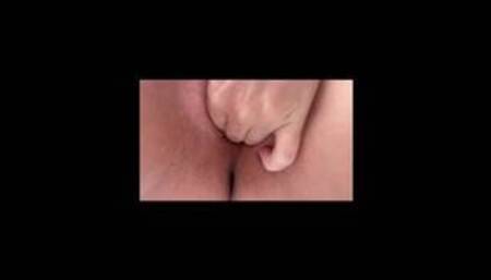 Touching my pussy. I introduce all my hand in my pussy