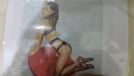 Ariana Grande cum tribute