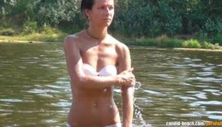 Bikini Cameltoe Teens Beach Voyeur HD Video