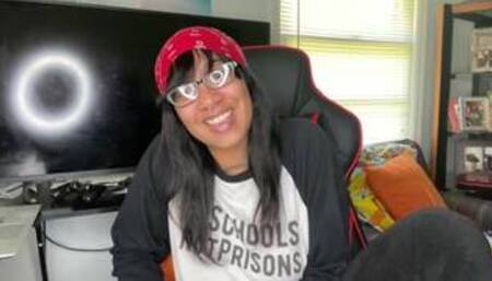 Reading your Pornhub Comments! (WILD AF!)