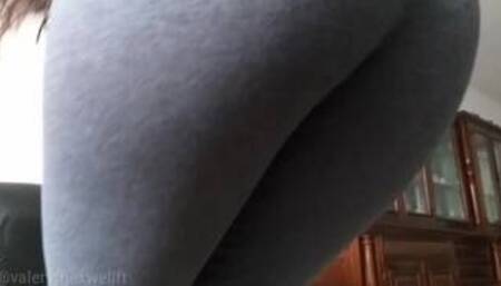 Unaware buttcrush