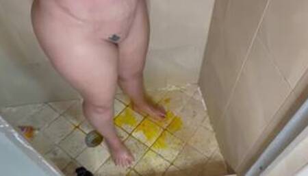 PEEING ON MY SELF