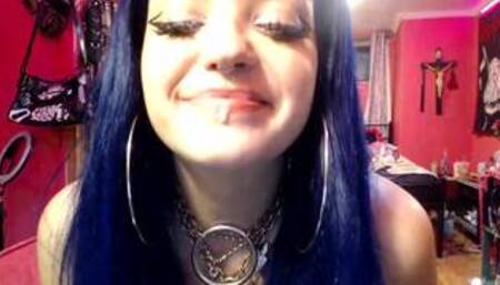 GOTH BITCH DOES SPIT FETISH