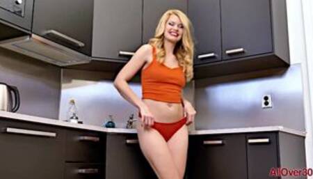 Izzy Delphine Kitchen Counter