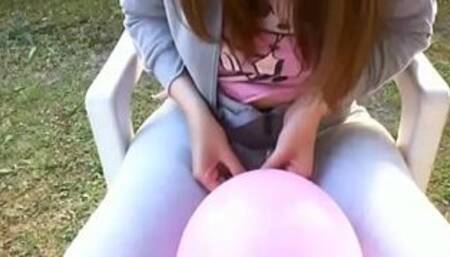 Fetish balloons inflated in the garden and I make you excited like a pig