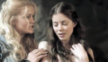 Charlotte Hope naked (xcelebs) 02