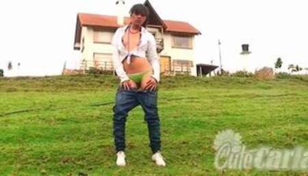 Petite teen solo slut stripping