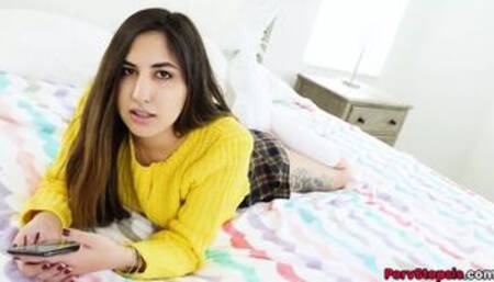 Stepsister Veronica Vella banged well by Jay Rock