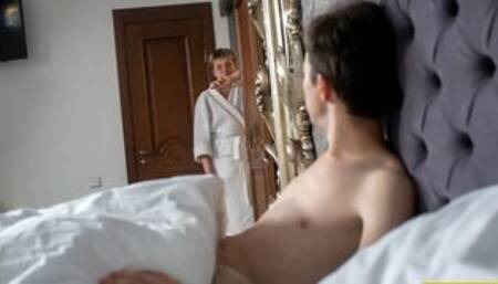 SIS.PORN. Fellow fucks stepsister not afraid to be caught