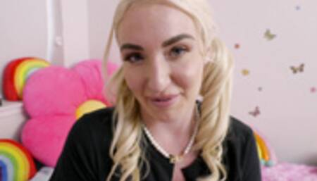 INSERTED Kate Dee feels tingly inside