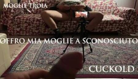 CUCKOLD - I offer my wife to a stranger who cums in his pussy