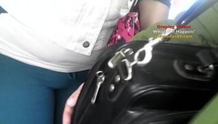 Man Touch her Pussy in Bus and she Liked !