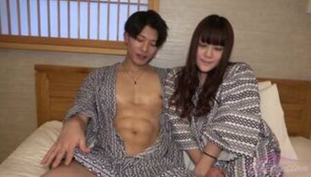 〜Reiyaのラブラブ温泉旅行〜露天風呂でイチャイチャ！パイパンデカマラで生ハメ中出しのリアルなSEXを覗き見！