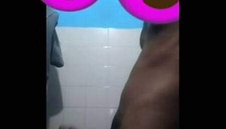 Argentino dotado morocho pijudo