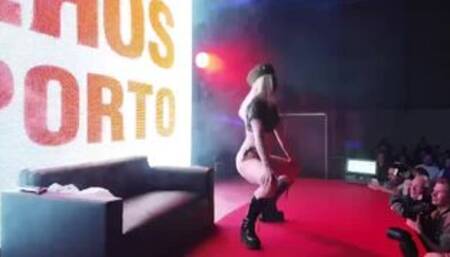 Stripping to fuck on stage in Portugal