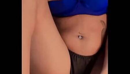 ASMR Moaning and Cumming a Lot - ASMR Hot Novinha Moaning in your ear and Cumming Hot