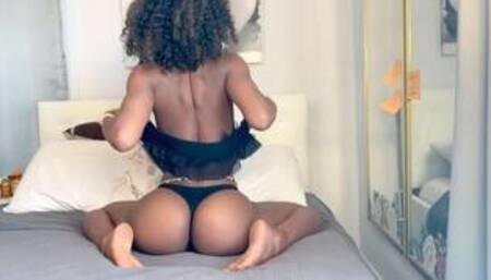 ASMR Morning Masturbation