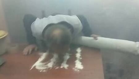 THE COCAINOMANO PREPARES THE MARK - VIDEO ON YOUTUBE: https://youtu.be/EeYNDHP4jpw