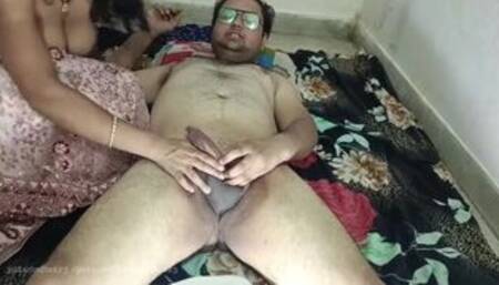 The bride was sucked and fucked by her old boyfriend on the wedding day by becoming a servant in her