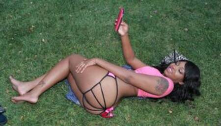 Big Black Onion Booty!