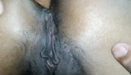 වයිෆ්ගේ මුන බලන්න ඔනි කියපු අයට ඔන්න දැමිමා