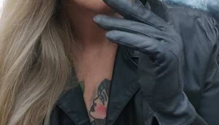 Chain smoking Leather Gloves Cougling nose exhales