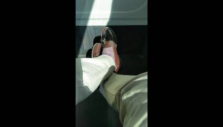 Gio's shoe play while traveling