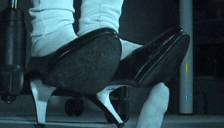 Great cumshot under Tanja's Buffalo highheels - Cam 3