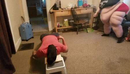 Queen Nora Plows Scottie into the Wood (mp4