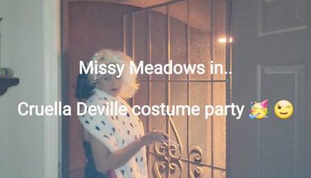 Cruella Deville costume party