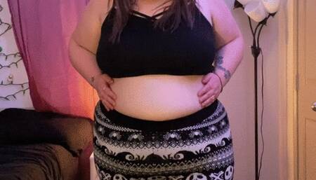 My Belly And Ass In Leggings