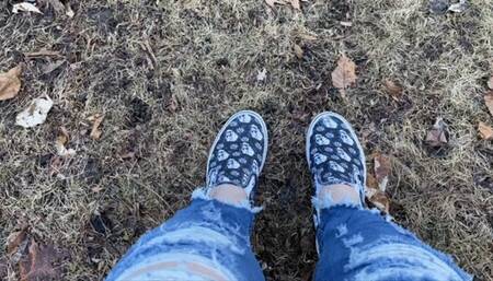 Want to see my toes or smell my Vans?