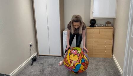 Testing out my new 36” beach ball 4k