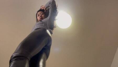 Giantess Aimee Chu Drained Her Piggy Bank Pay Pig In Leather Boots_Without YouTube Watermark