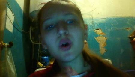 On the washing machine with anal plug in ass and big vibro dildo and orgasm