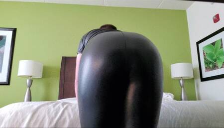 ASMR Leather Gay Slut Gets Creampie By Daddy