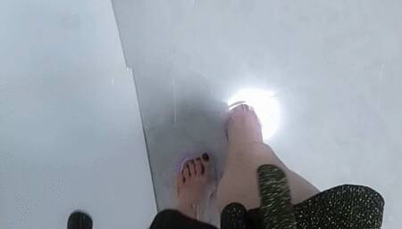 POV sexy High heel thong sandals and platform heels toes overhanging