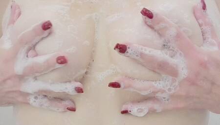 NeW Miss NicHole's Tits