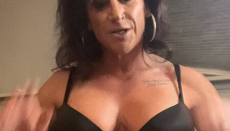 nut on my dirty soles