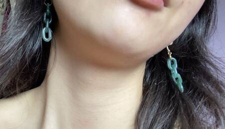 Aurora'a Neck Show Part 2