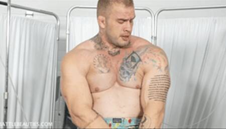 GeneZERO Saga:  HERO Davin Strong transforms into a giant and nothing is safe