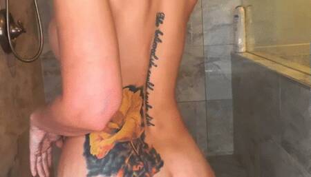 Amputee Takes a sexy shower