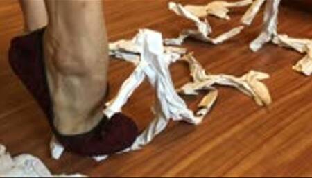 Giantess Aimee Chu Crushing Paper Men In Ballet Flats_Without YouTube Watermark