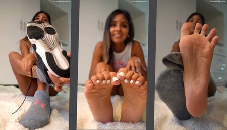 Foot JOI with a special evil twist