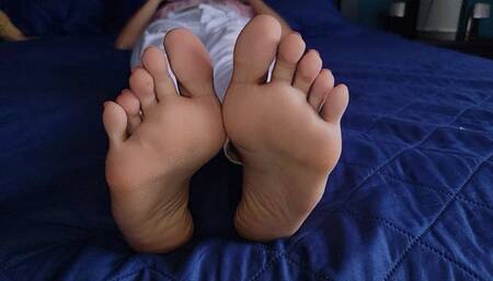 Feet JOI  by Lilian and Abi