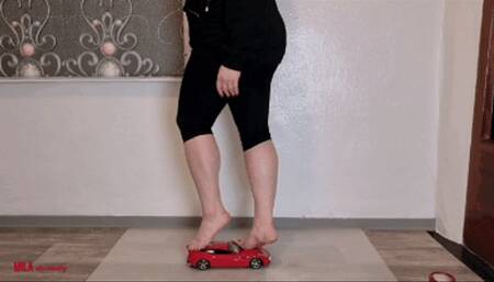 Mila - Ferrari (view02)