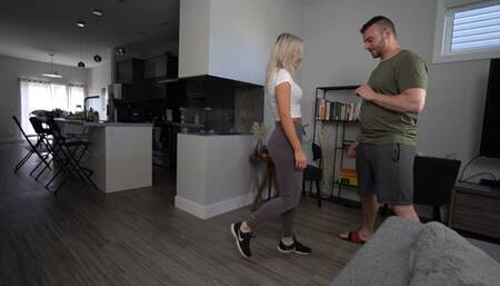 Sporty Girl Ballbusting