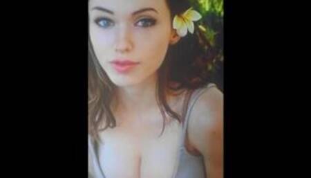 Worship for Amouranth. Hot cum tribute