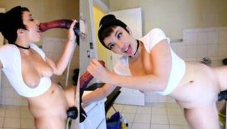 AMATEUR GiRL RIDES FAT KNOT DILDO AND BLOWS HUNG HORSECOCK | bad dragon dildo spitroast