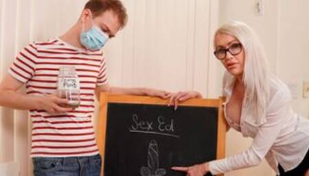 Online Sex Ed Scene-01